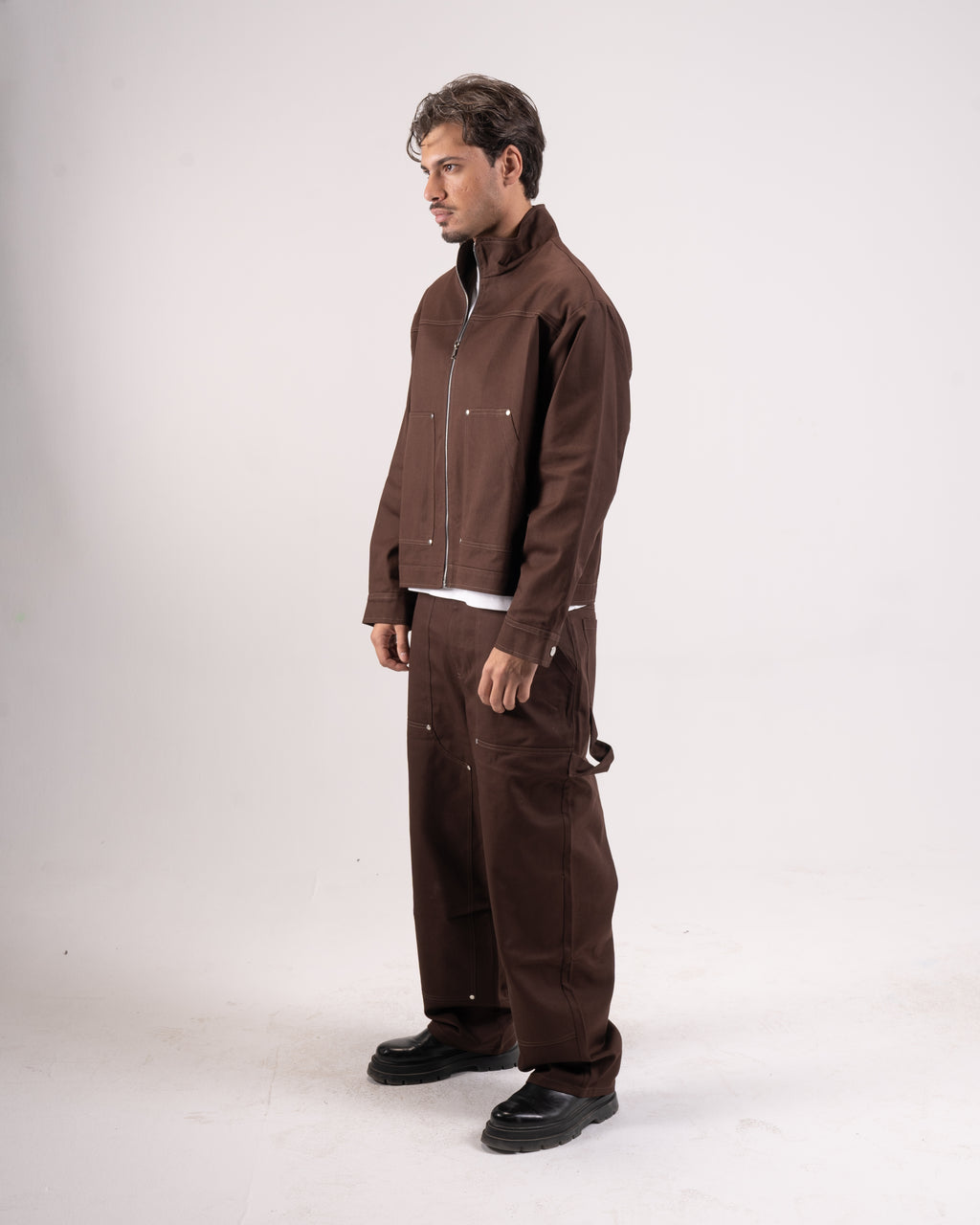 Brown carpenter set